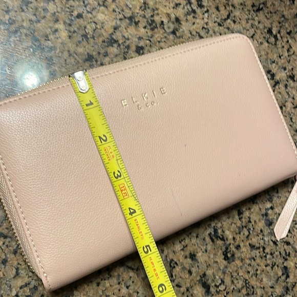 Elkie & Co. Wallet - Picture 6 of 16